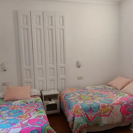 Hostal Casa Chueca-3